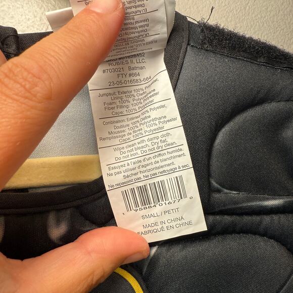 Rubies DC The Flash Movie Batman Halloween Cosplay Costume Boys Size Small - Picture 7 of 10